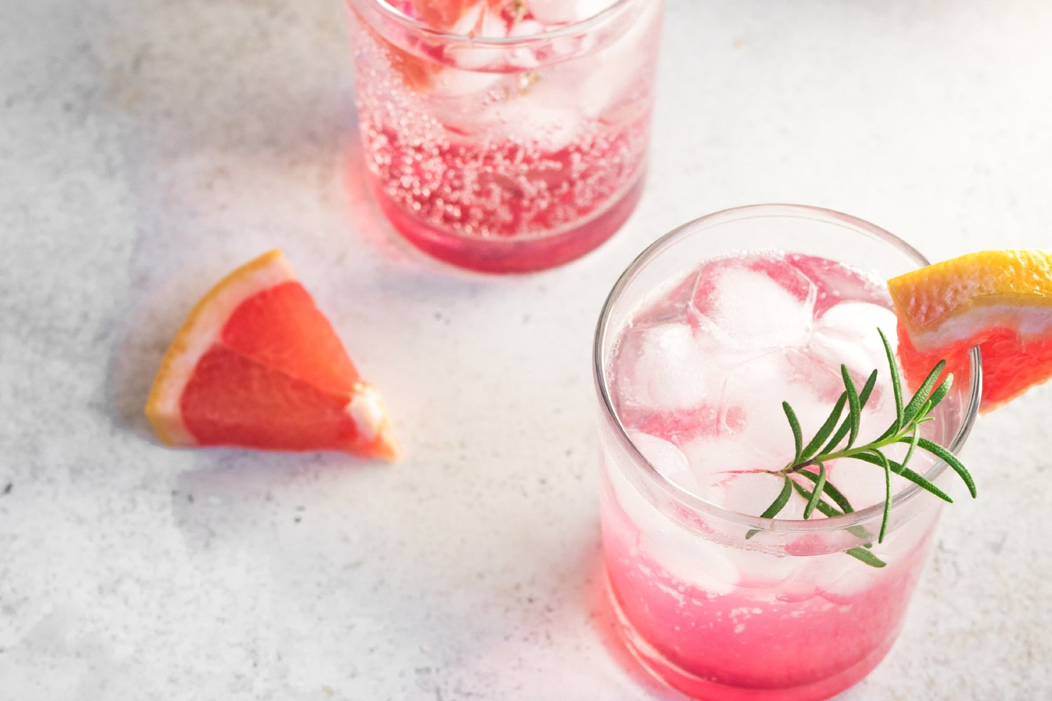 Stay Sharp and Focused: Try This Brain Boosting Cranberry Apple Rosemary Mocktail - Loose Leaf Tea Market